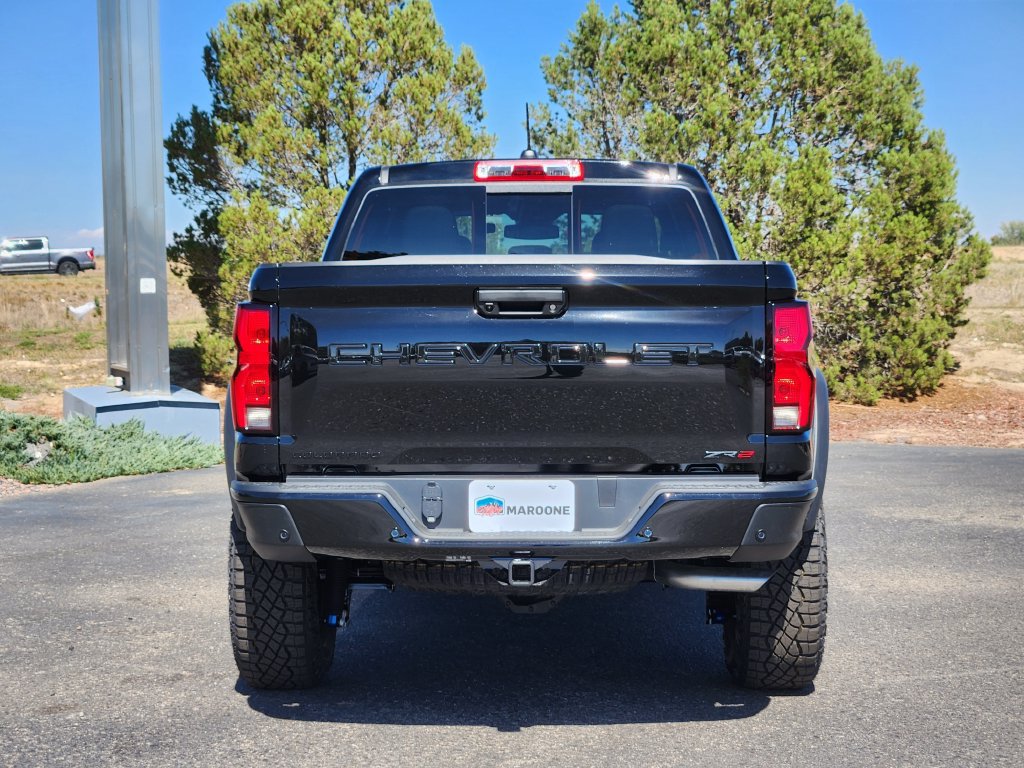 New 2026 Chevrolet Colorado ZR2 w/ Technology Package AWD/4WD image 13