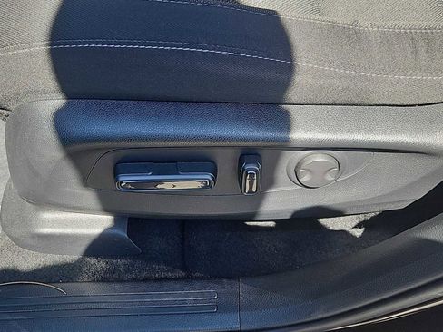 Certified 2023 Honda CR-V EX image 19