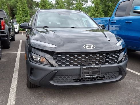 Used 2023 Hyundai Kona SEL w/ Convenience Package AWD/4WD image 4