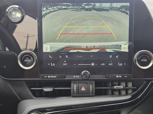 Used 2024 Lexus NX 250 FWD image 7