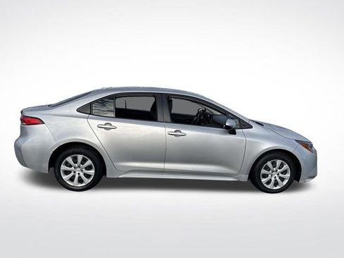 Used 2023 Toyota Corolla LE image 8