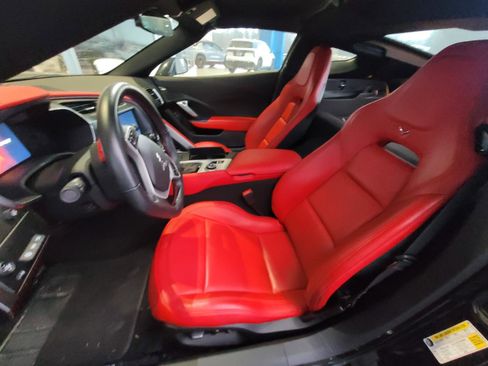 Used 2018 Chevrolet Corvette Grand Sport image 10