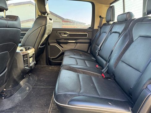 Used 2019 RAM 1500 Laramie AWD/4WD image 5