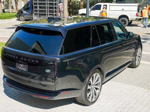 Used 2023 Land Rover Range Rover Long Wheelbase Autobiography AWD/4WD image 25