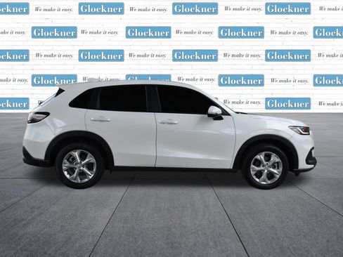 Used 2025 Honda HR-V LX image 4