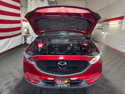 Used 2018 MAZDA CX-5 Touring w/ Preferred Equipment Package AWD/4WD image 11