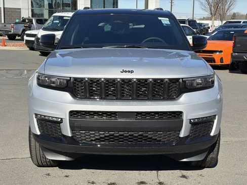 New 2025 Jeep Grand Cherokee L Limited AWD/4WD image 15