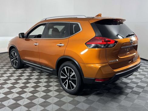 Used 2017 Nissan Rogue SL w/ SL Premium Package image 8