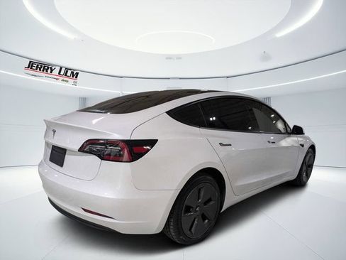 Used 2023 Tesla Model 3 Standard Range RWD image 3