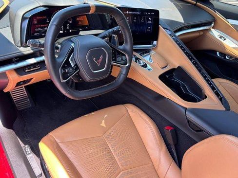 Used 2025 Chevrolet Corvette Stingray Premium Conv w/ Z51 Performance Package RWD image 13