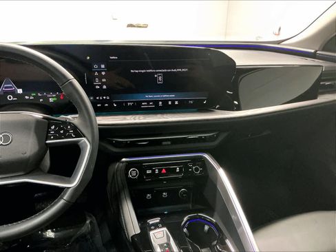 Certified 2025 Audi Q5 Premium Plus w/ Premium Plus image 8