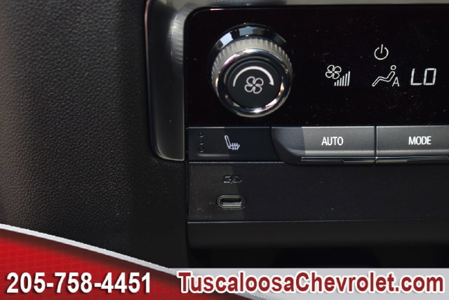 New 2026 Chevrolet Tahoe High Country w/ Sun And Tow Package AWD/4WD image 25