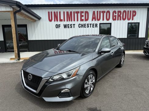 Used 2019 Nissan Altima 2.5 S image 1