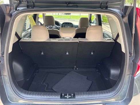Used 2021 Kia Soul LX FWD image 32