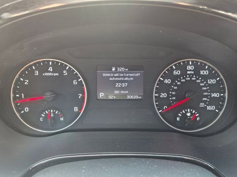 Used 2021 Kia Seltos EX AWD/4WD image 18