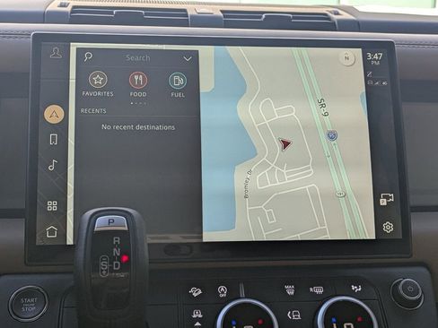New 2026 Land Rover Defender 110 X-Dynamic SE AWD/4WD image 24