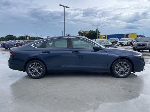 Used 2025 Honda Accord EX-L image 4
