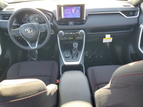 New 2025 Toyota RAV4 SE image 15