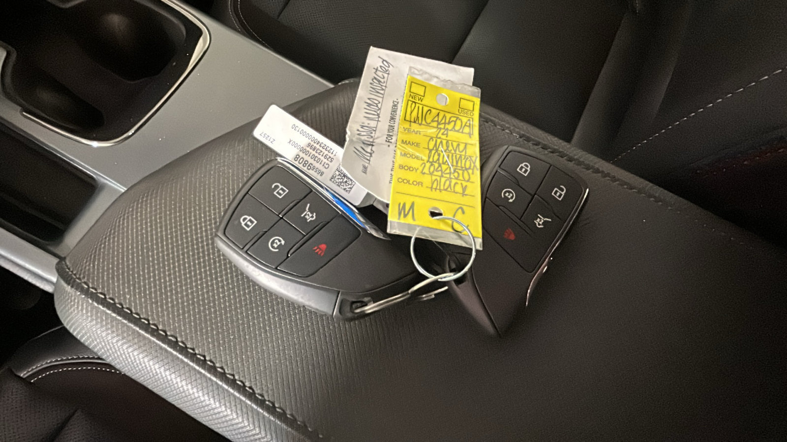 Used 2024 Chevrolet Equinox EV RS FWD image 24