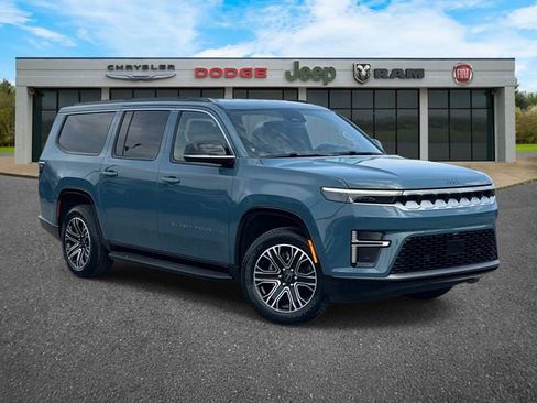 New 2026 Jeep Grand Wagoneer L 4WD image 2