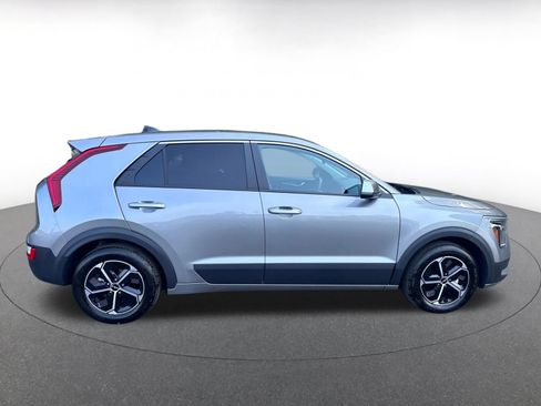 Used 2026 Kia Niro LX FWD image 17