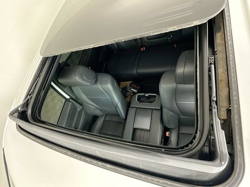 Certified 2025 Toyota Tundra Platinum AWD/4WD image 22