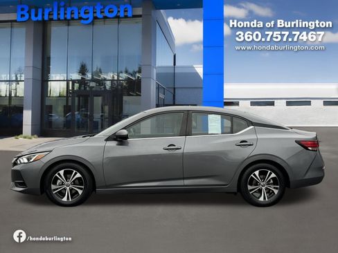 Used 2021 Nissan Sentra SV image 3