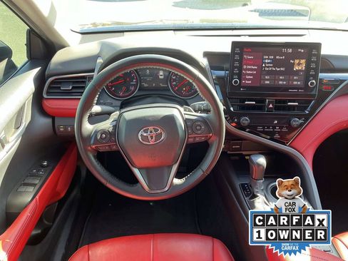 Used 2022 Toyota Camry XSE image 12
