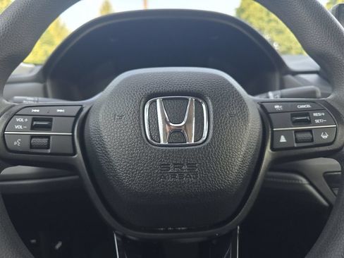 Certified 2025 Honda Accord LX image 23