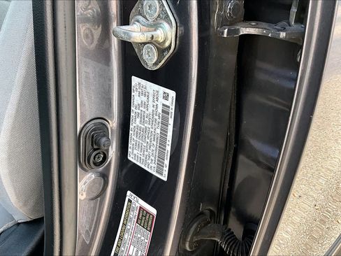 Used 2017 Honda CR-V EX image 35