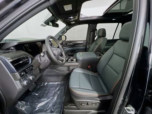 Used 2025 GMC Yukon AT4 image 20