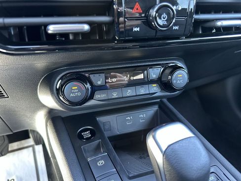 New 2026 Nissan Kicks SV w/ SV Premium Package AWD/4WD image 18