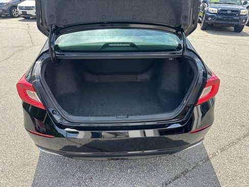 Used 2020 Honda Accord LX image 10