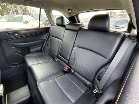 Used 2016 Subaru Outback 2.5i Limited image 20