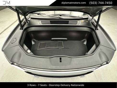 Used 2023 Rivian R1S Adventure image 42