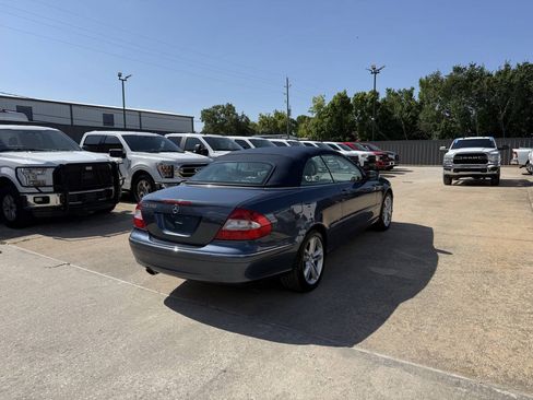 Used 2007 Mercedes-Benz CLK 350 Cabriolet image 8