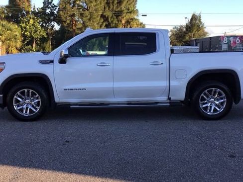 Used 2020 GMC Sierra 1500 SLT w/ SLT Premium Plus Package image 8