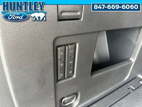 Used 2022 Ford Expedition Limited AWD/4WD image 15