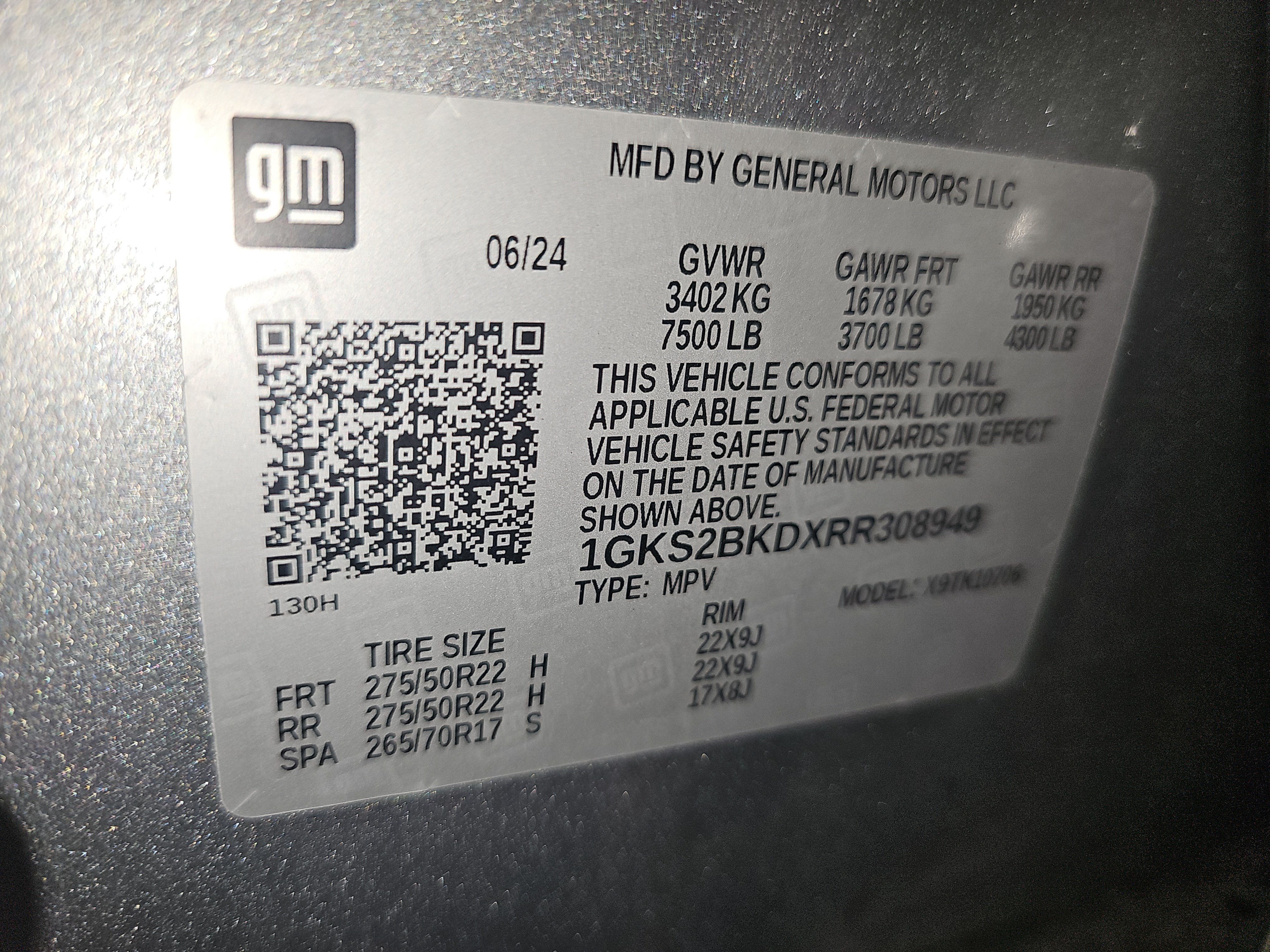 Used 2024 GMC Yukon SLT w/ SLT Luxury Package AWD/4WD image 37