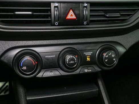 Used 2020 Kia Forte LXS image 21