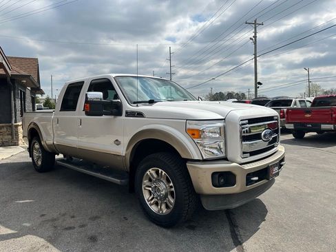 Used 2011 Ford F250 King Ranch w/ King Ranch w/Chrome Pkg image 8