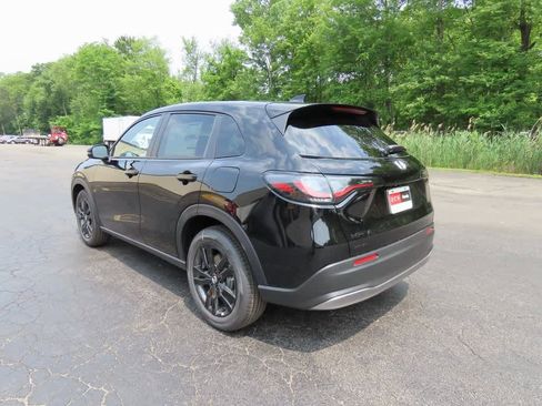 New 2026 Honda HR-V Sport image 4