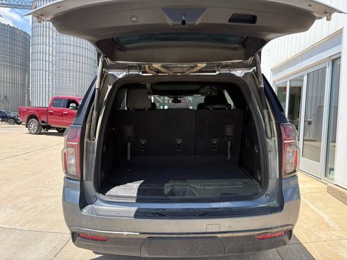 Used 2021 Chevrolet Tahoe RST AWD/4WD image 6