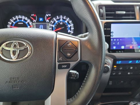 Used 2018 Toyota 4Runner Limited image 18