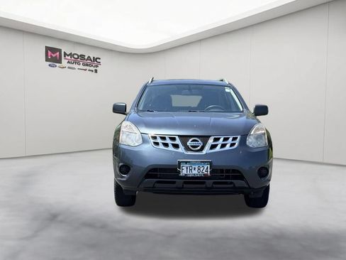 Used 2014 Nissan Rogue S w/ Convenience Package AWD/4WD image 3