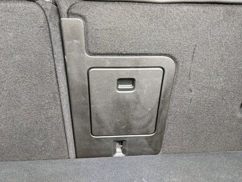 Used 2025 Volvo V60 B5 Cross Country Plus image 28