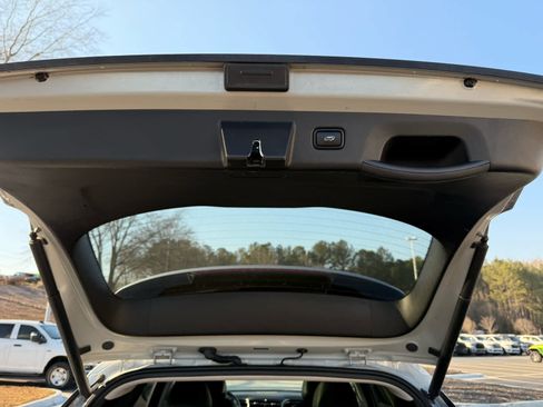 Used 2024 Hyundai Tucson Limited image 32