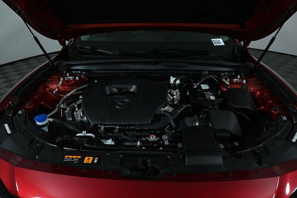 Used 2025 MAZDA CX-50 AWD 2.5 S w/ Premium Package image 11