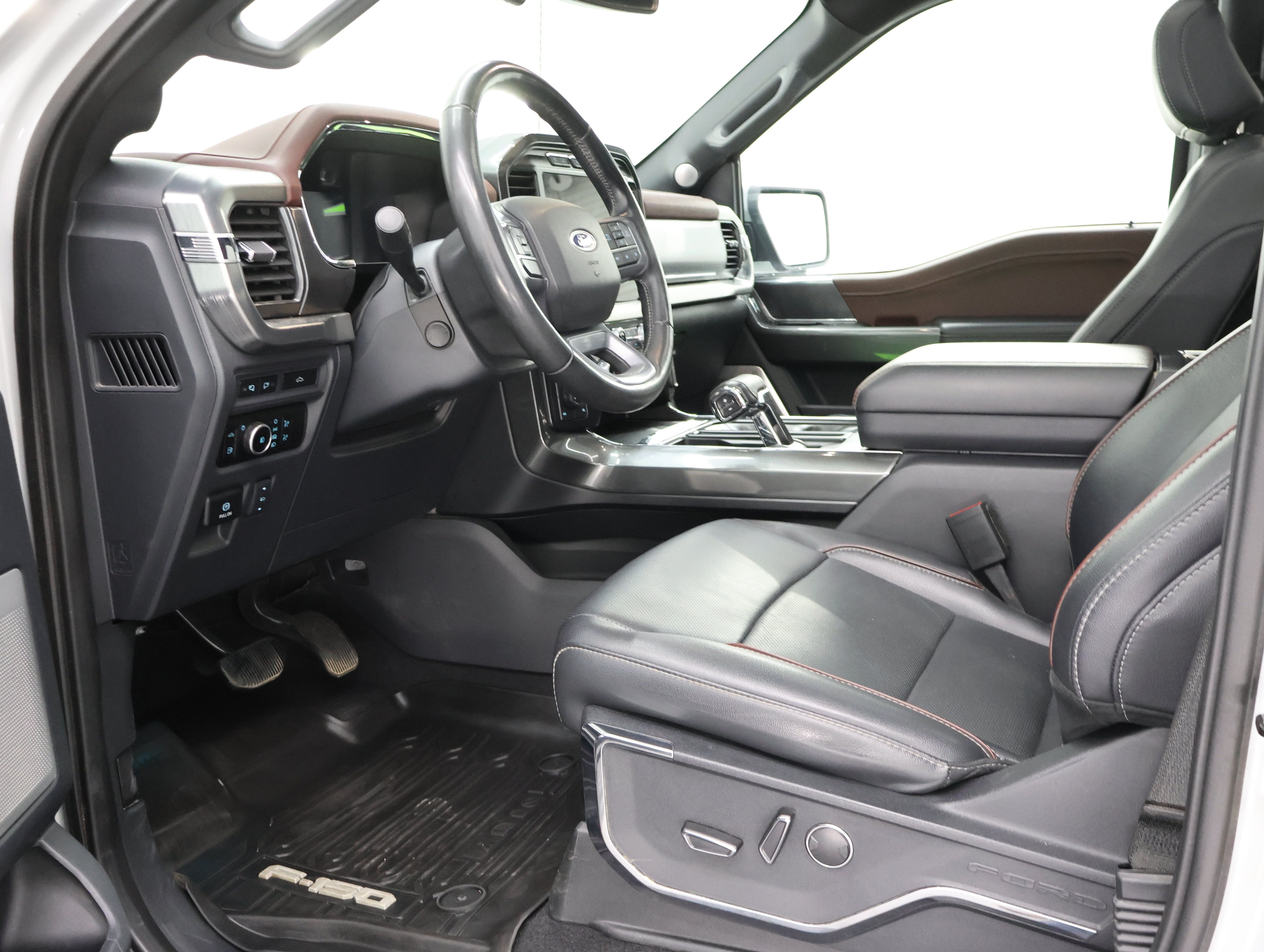 Used 2023 Ford F150 Lariat w/ Equipment Group 502A High AWD/4WD image 8