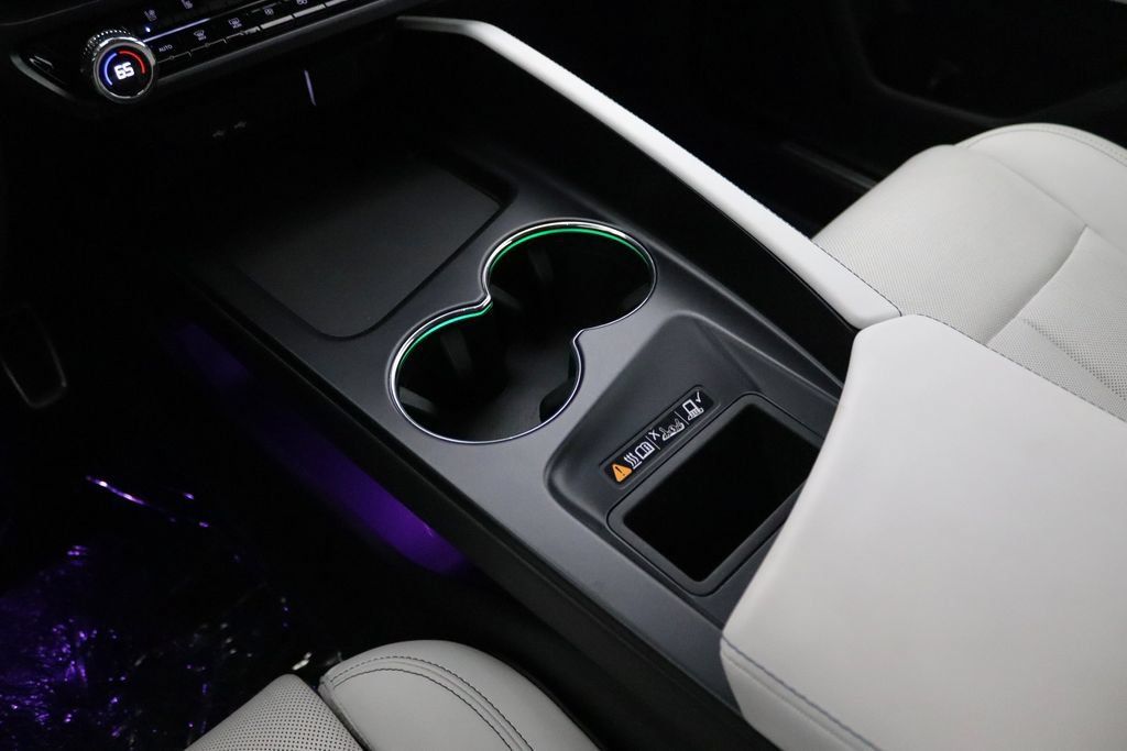 Certified 2024 Acura ZDX Type S AWD/4WD image 29